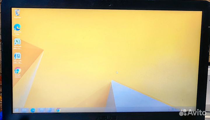 Продаю ноутбук asus