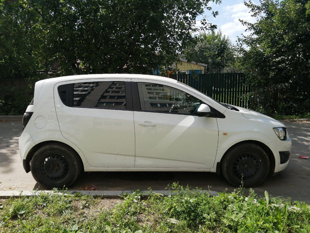 Chevrolet Aveo: фото владельца