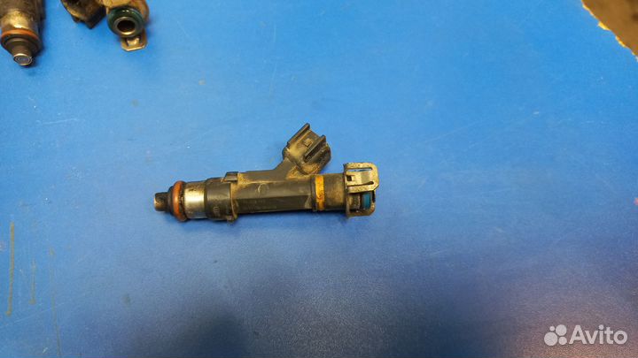 Топливная форсунка Mazda 3,6. L3, LF L3G513250