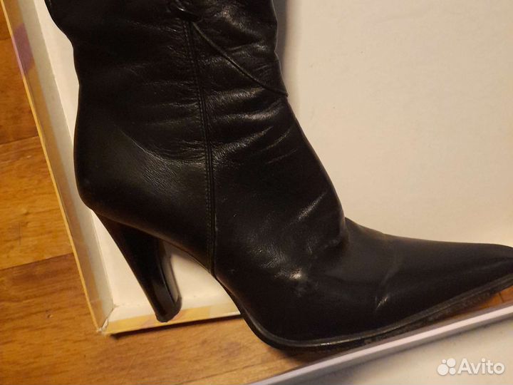 Женские сапоги