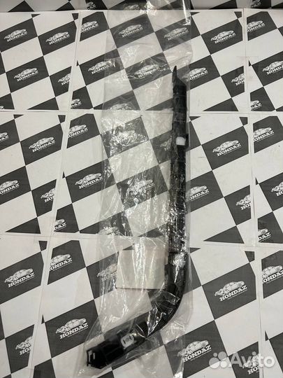 Кронштейн заднего бампера правый Honda Civic 8 4D