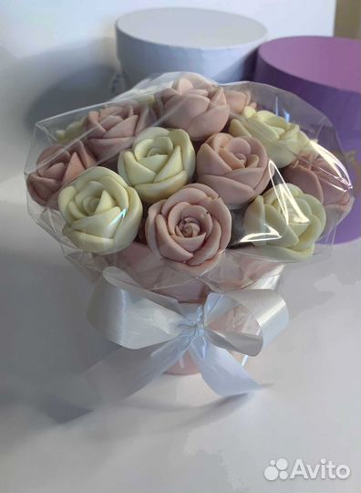 Сладкий подарок девушке