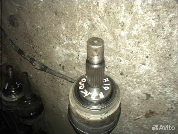 Полуось левая Toyota Corolla E10 Королла Е10