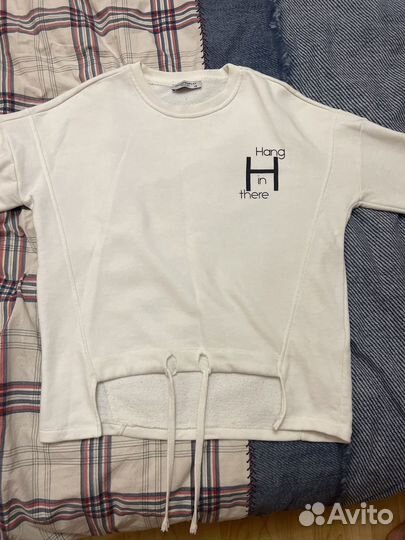 Свитшот женский белый