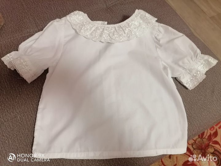 Блузка белая