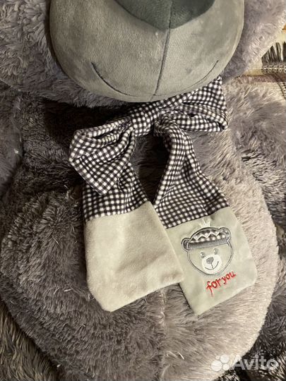 Плюшевый медведь большой