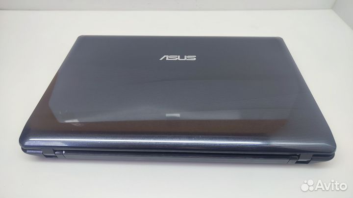 Ноутбук Asus Core i3, 4Gb, Radeon HD, SSD