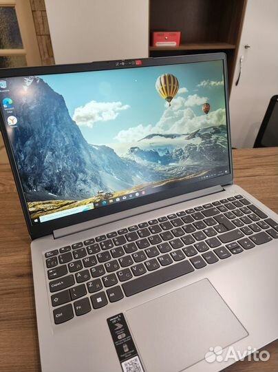 Lenovo i5-1235U/8Gb/SSD 256Gb/ гарантия рассрочка