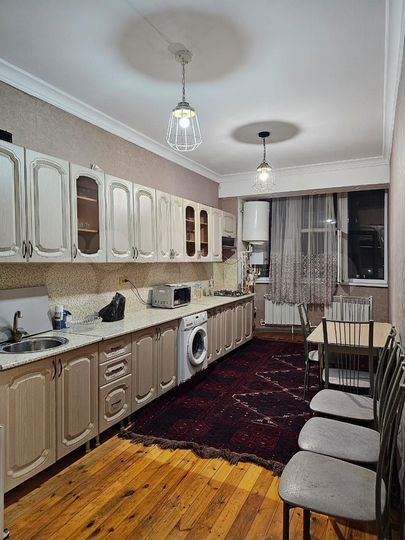 2-к. квартира, 74 м², 5/6 эт.