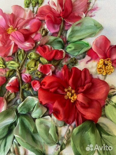 « Веточки молодого шиповника» Картина