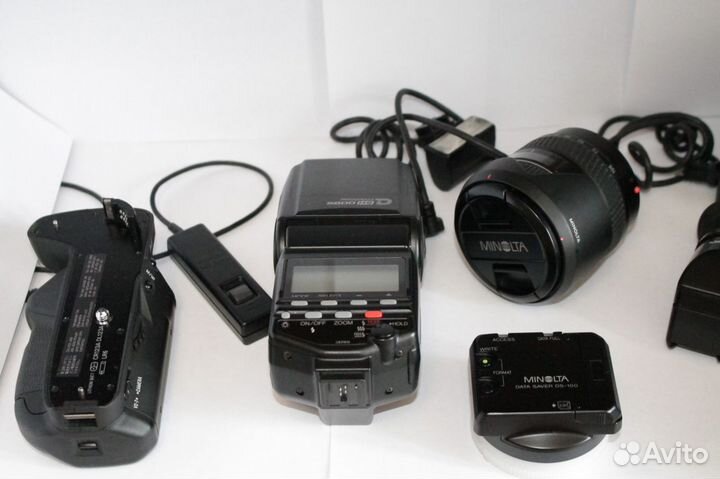 Пленочный зеркальный фотоаппарат Minolta Dynax 7