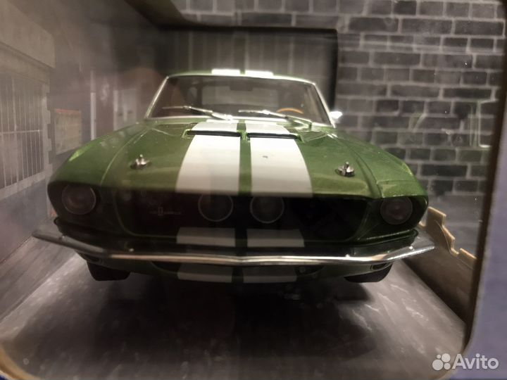 Solido 1/18 Ford Mustang Shelby GT 500 green