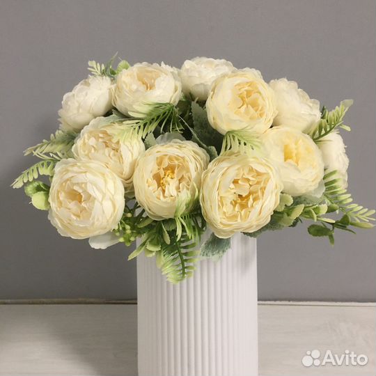 Букет из искусственных цветов