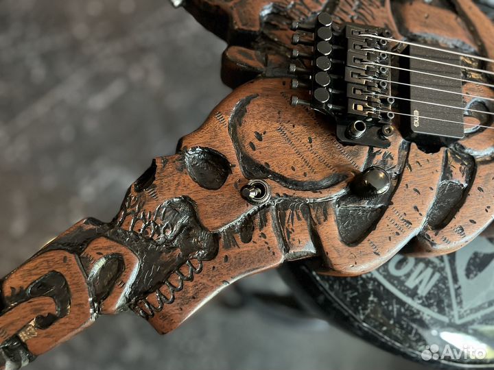 Jackson USA Custom shop Santana/Learn King V