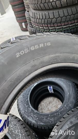 Viatti Brina Nordico V-522 205/65 R16 95T