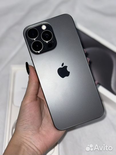 iPhone 15 Pro Max, 256 ГБ