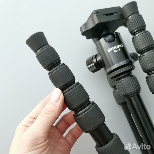 Штатив профессиональный Triopo MT-2205 + N-1