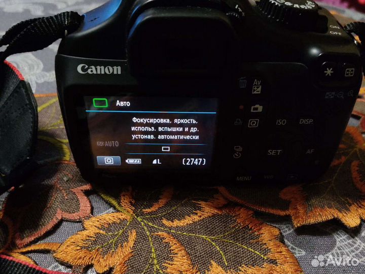 Canon eos 1100d