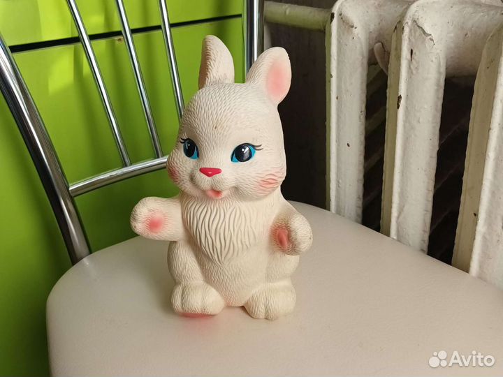Заяц резиновый винтаж