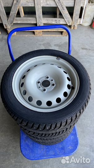 R15 Nexen Winguard WinSpike 195/50, PCD 4x98 DIA 58.5