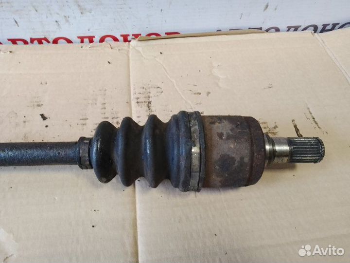 Полуось привод передний левый Hyundai Getz 1.1