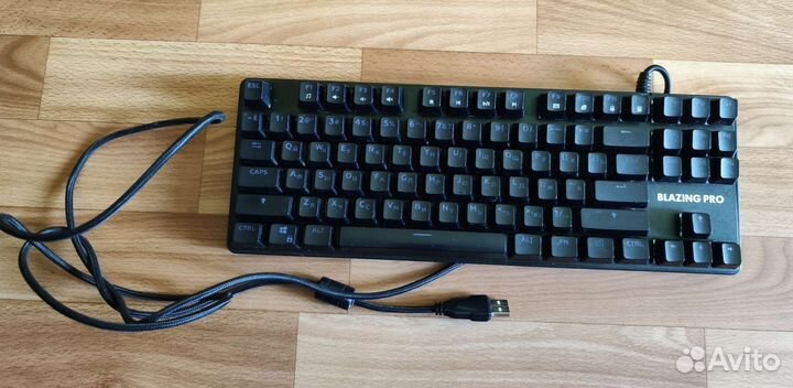 Игровая механическая клавиатура
