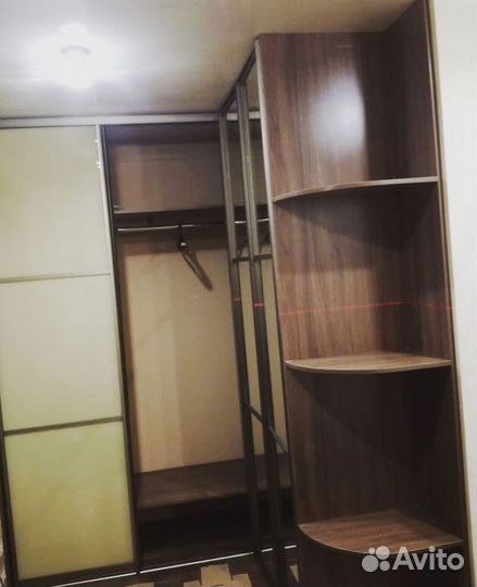 Шкаф в прихожую для одежды