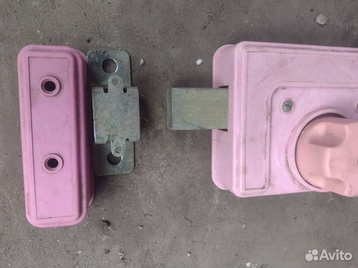 Пластина для замка