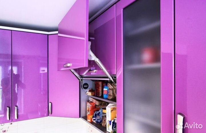 Угловая кухня с мдф фасадами