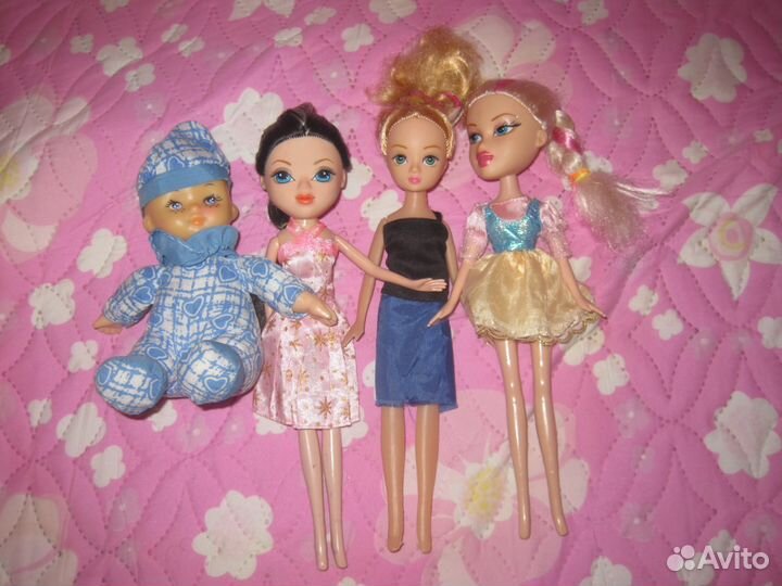 Много кукол