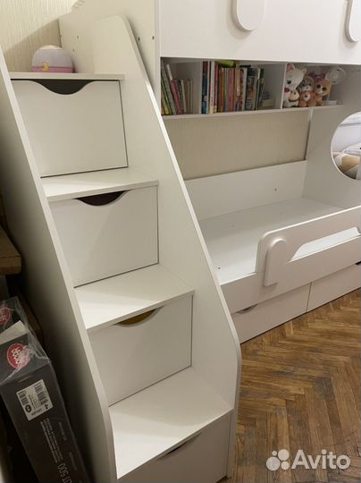 Двухярусная кровать бу