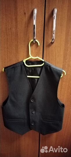 Жилетка для мальчика школьная 128 134