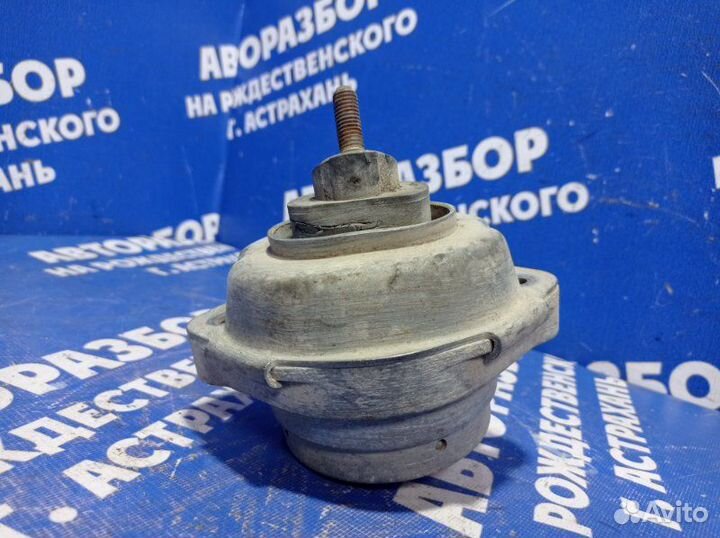 Подушка двигателя Bmw E53 кроссовер M57D30 2005