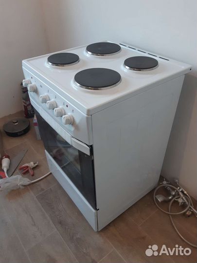 Плита электрическая новая