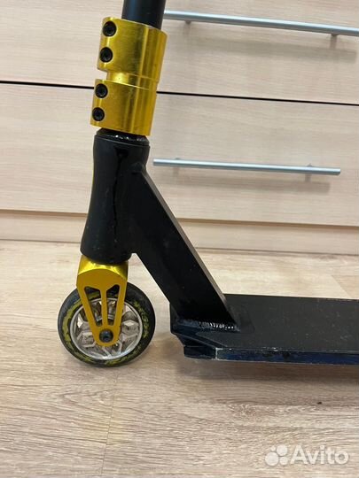 Трюковой самокат