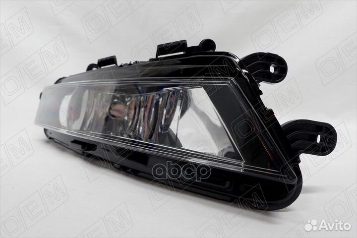 Фара противотуманная левая Skoda Octavia 3 A7