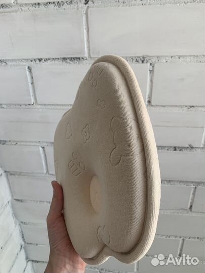 Новая подушка для новорождённых