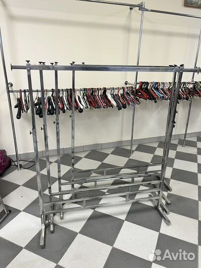 Вешало напольное