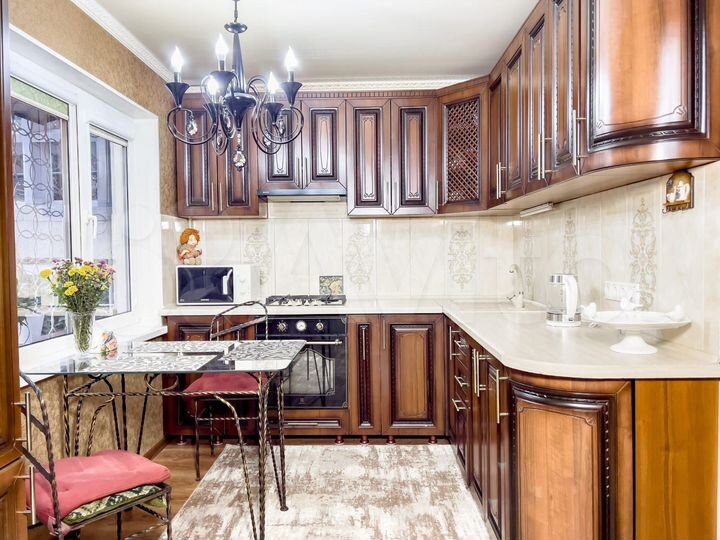 2-к. квартира, 62 м², 1/5 эт.