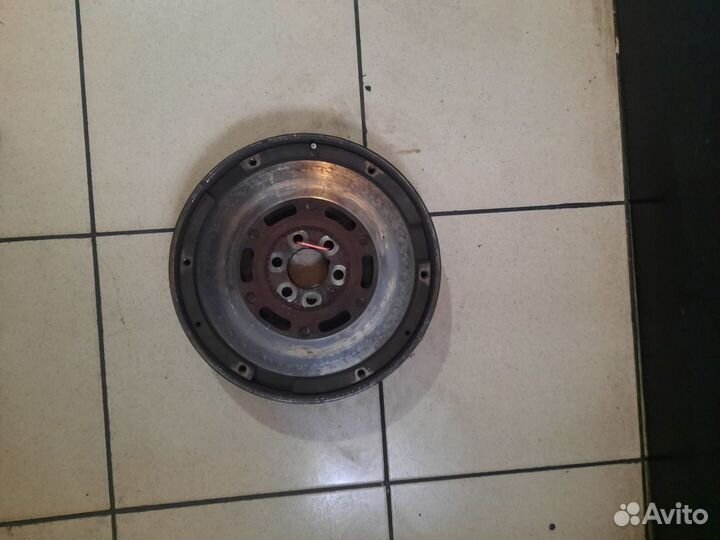 Маховик 1,6 Volkswagen Passat B5