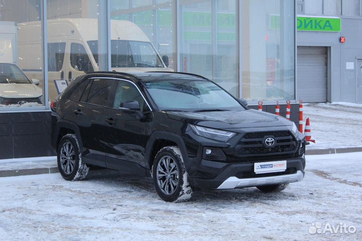 Toyota RAV4 2.0 CVT, 2024