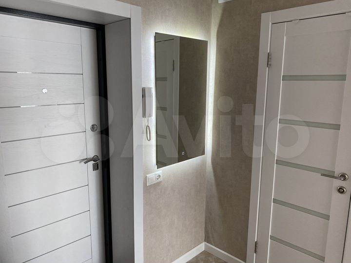 2-к. квартира, 50 м², 4/9 эт.