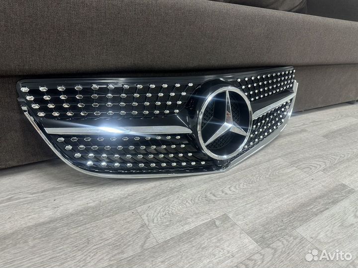 Решетка радиатора mercedes w207 рест купе