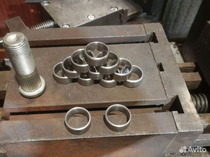 Несложные токарные работы