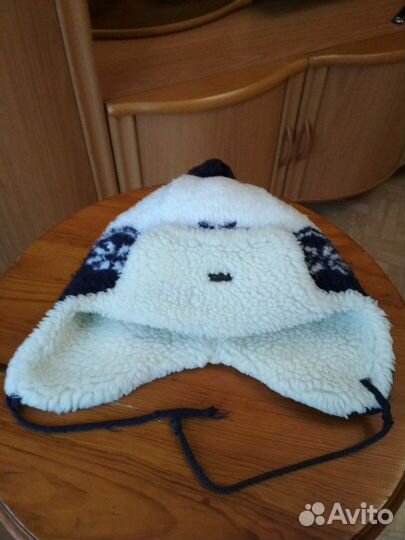 Зимняя детская шапка