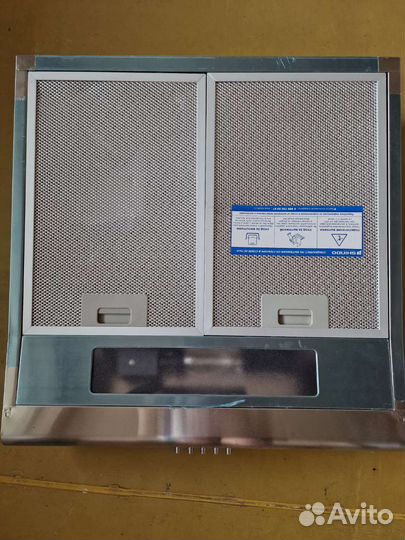 Кухонная вытяжка новая