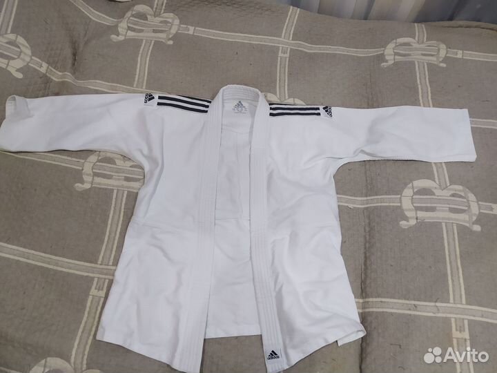 Кимоно для дзюдо adidas