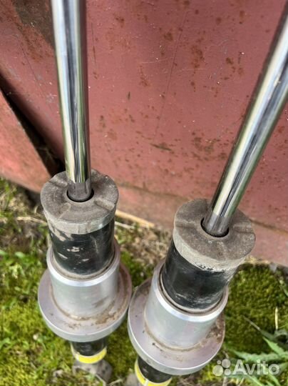 Стойки audi a6 с5