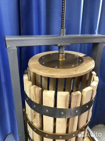 Соковыжималка Прecс винтовoй pучнoй для отжима сок