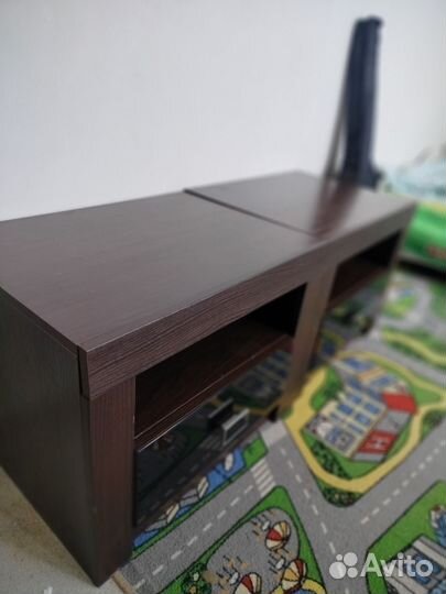 Тумба прикроватная